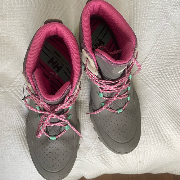 Helly Hansen waterproof hiking boot - Picture 4 of 8